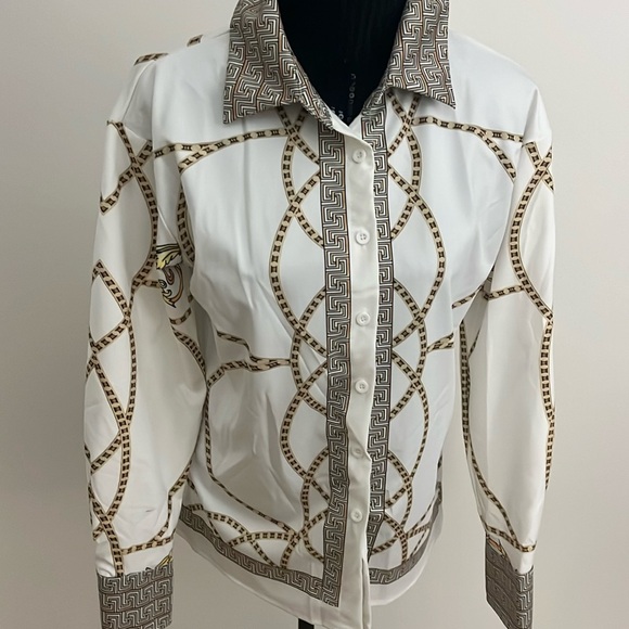 Tops - Ivory printed design blouse